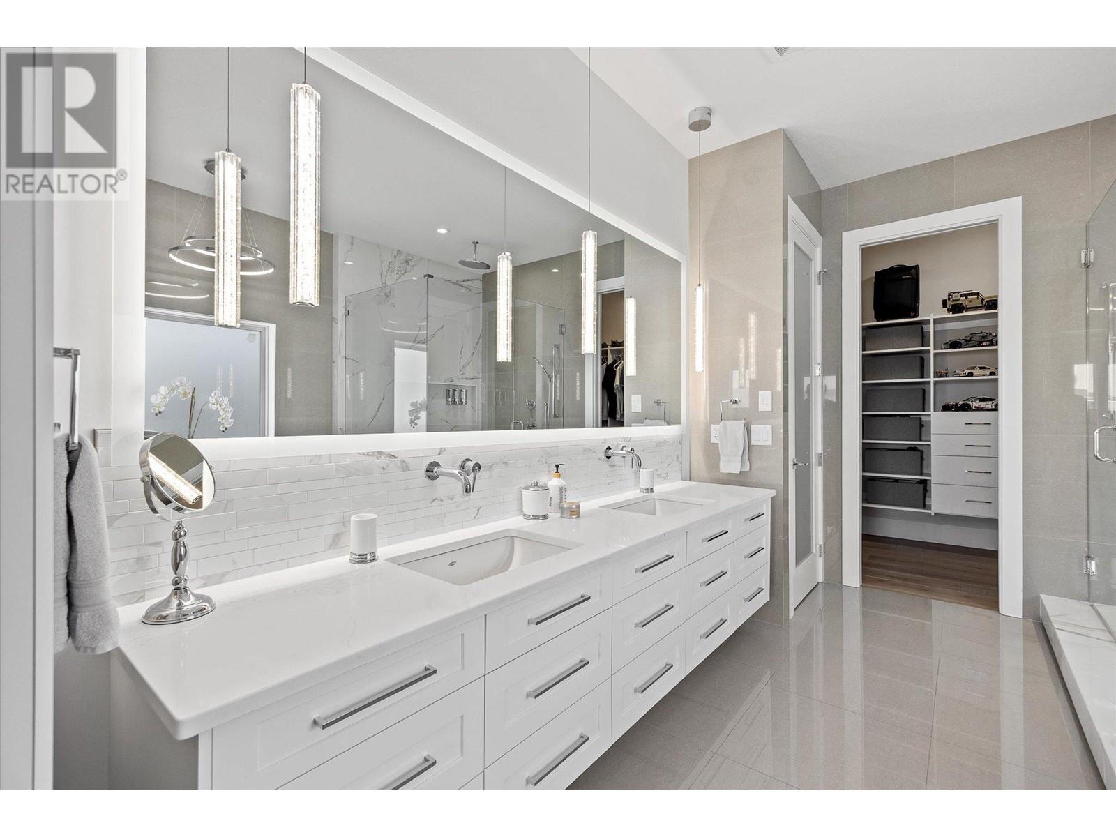 5697 Jasper Way, Kelowna, British Columbia  V1W 5L7 - Photo 26 - 10346524