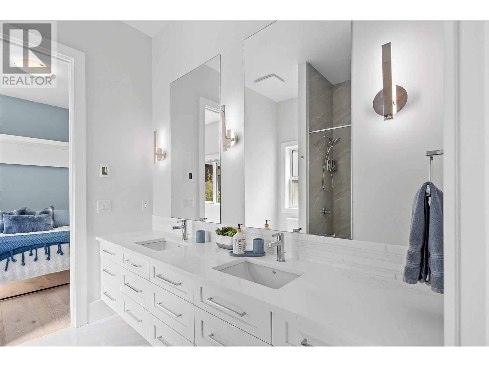 5697 Jasper Way, Kelowna, British Columbia  V1W 5L7 - Photo 31 - 10346524