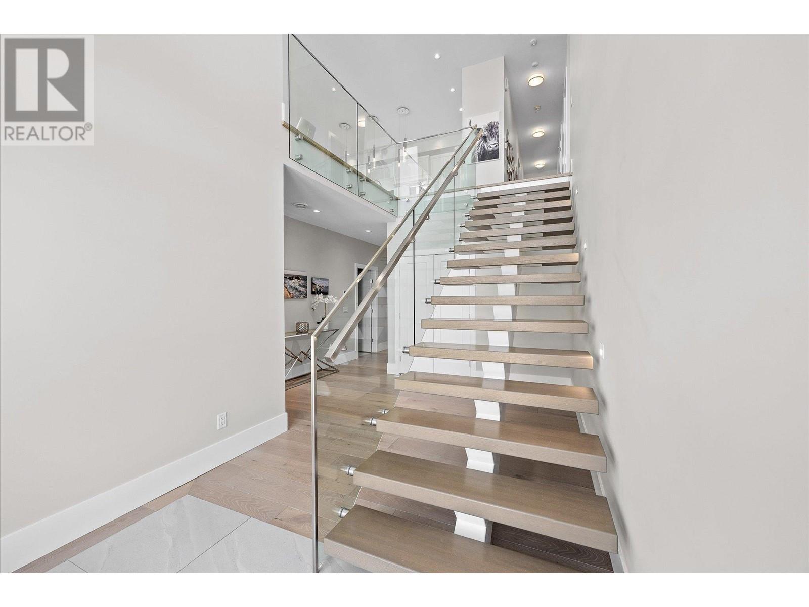 5697 Jasper Way, Kelowna, British Columbia  V1W 5L7 - Photo 35 - 10346524