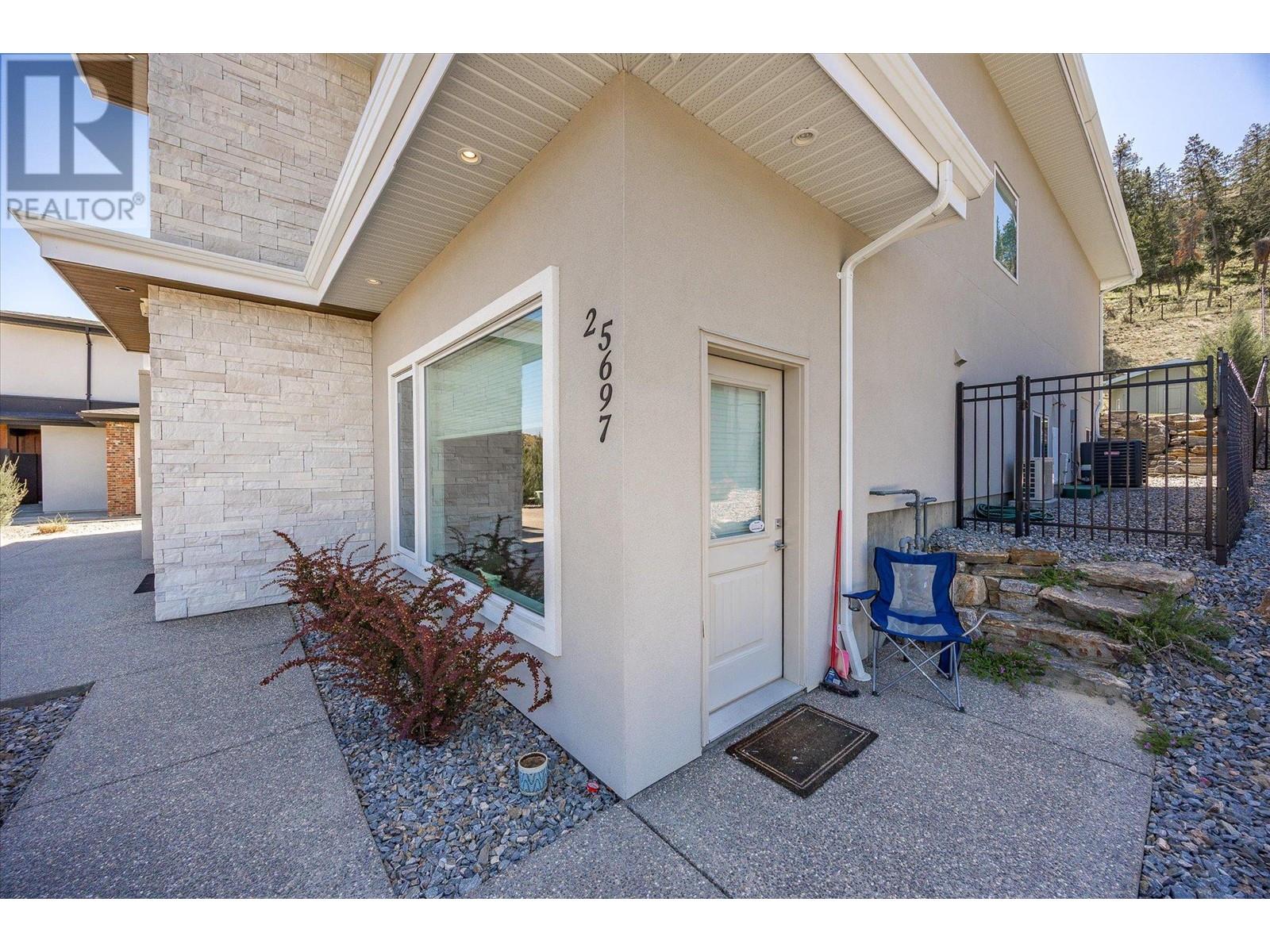 5697 Jasper Way, Kelowna, British Columbia  V1W 5L7 - Photo 46 - 10346524