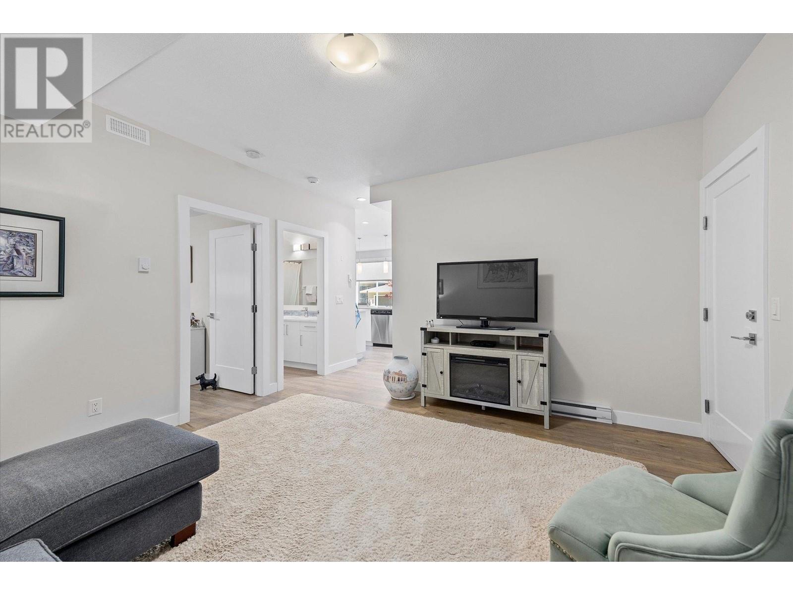 5697 Jasper Way, Kelowna, British Columbia  V1W 5L7 - Photo 50 - 10346524
