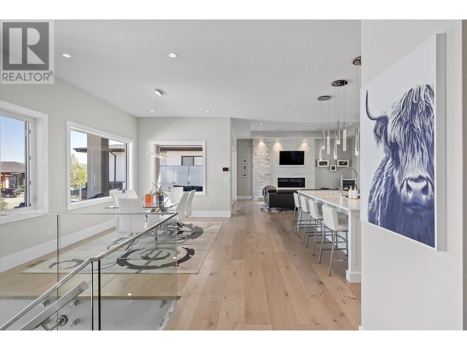 5697 Jasper Way, Kelowna, British Columbia  V1W 5L7 - Photo 6 - 10346524