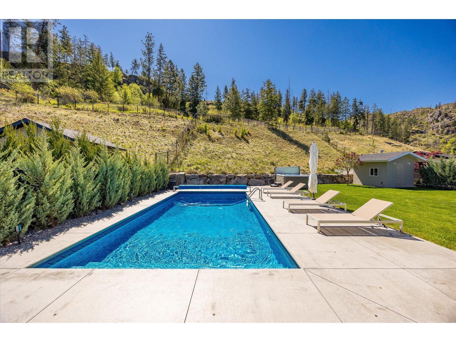 5697 Jasper Way, Kelowna, British Columbia  V1W 5L7 - Photo 60 - 10346524