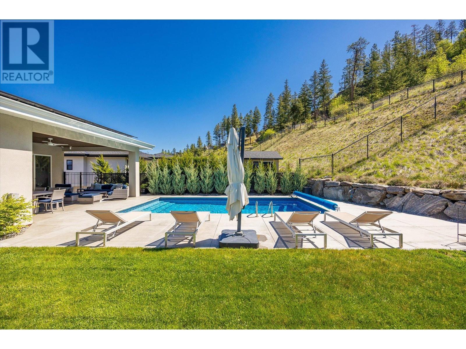 5697 Jasper Way, Kelowna, British Columbia  V1W 5L7 - Photo 65 - 10346524