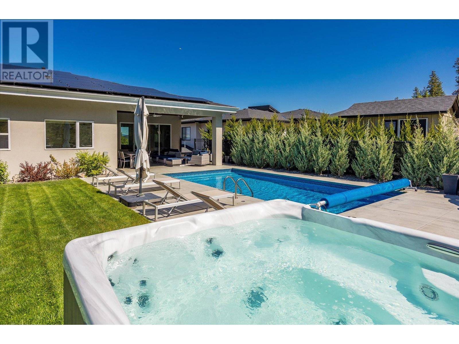 5697 Jasper Way, Kelowna, British Columbia  V1W 5L7 - Photo 67 - 10346524