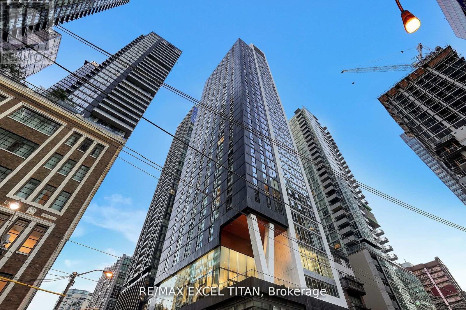 4201 - 357 King Street W, Toronto (Waterfront Communities), Ontario  M5V 0S7 - Photo 2 - C12137232