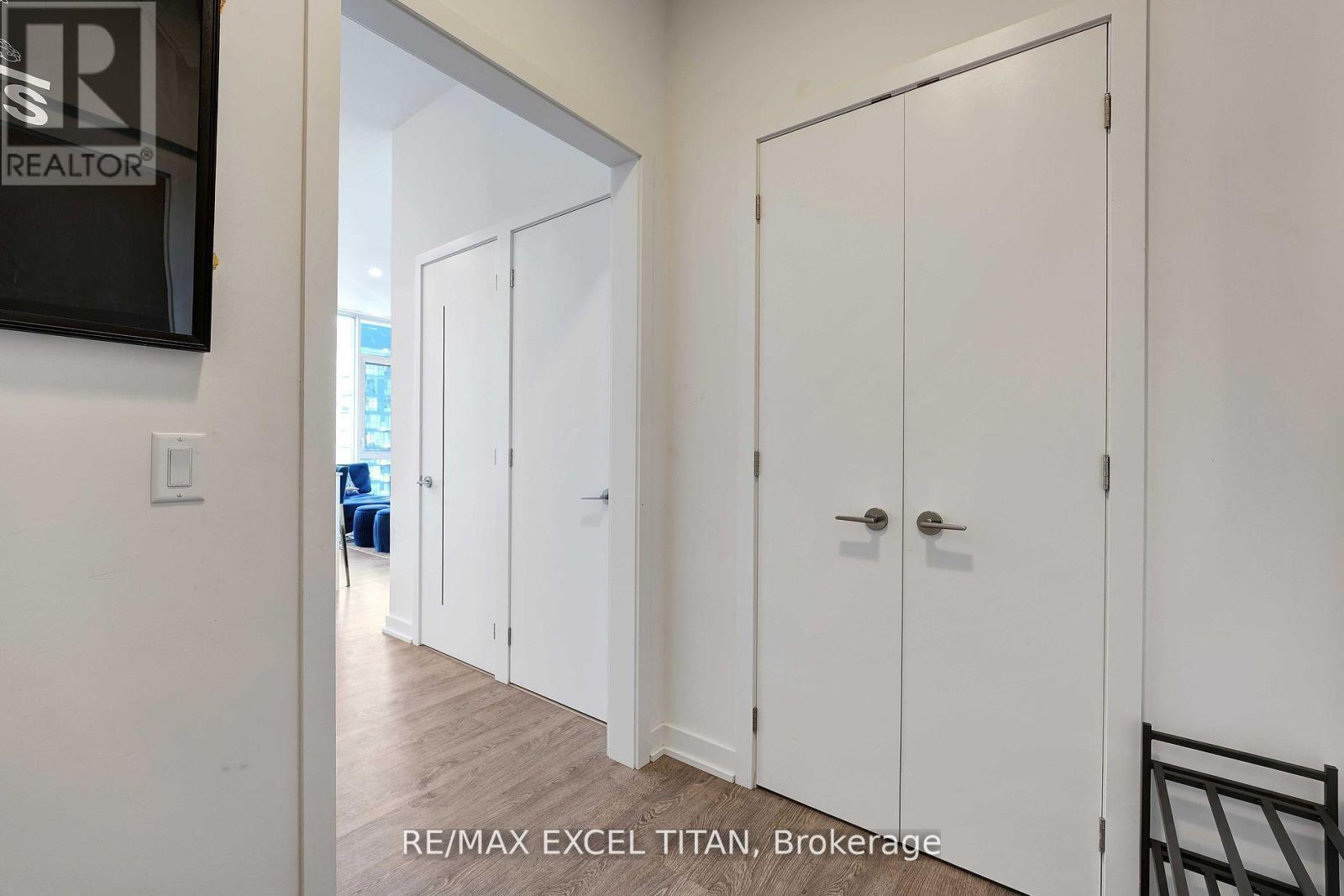 4201 - 357 King Street W, Toronto (Waterfront Communities), Ontario  M5V 0S7 - Photo 5 - C12137232