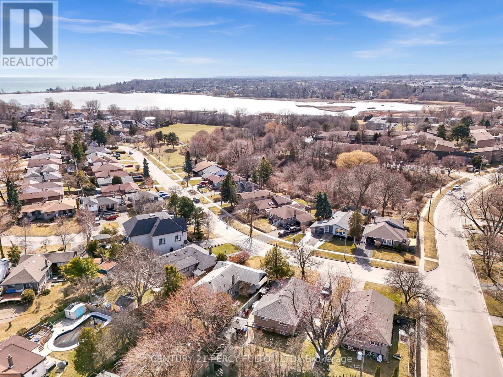 893 Douglas Avenue, Pickering, Ontario  L1W 1N7 - Photo 40 - E12137131