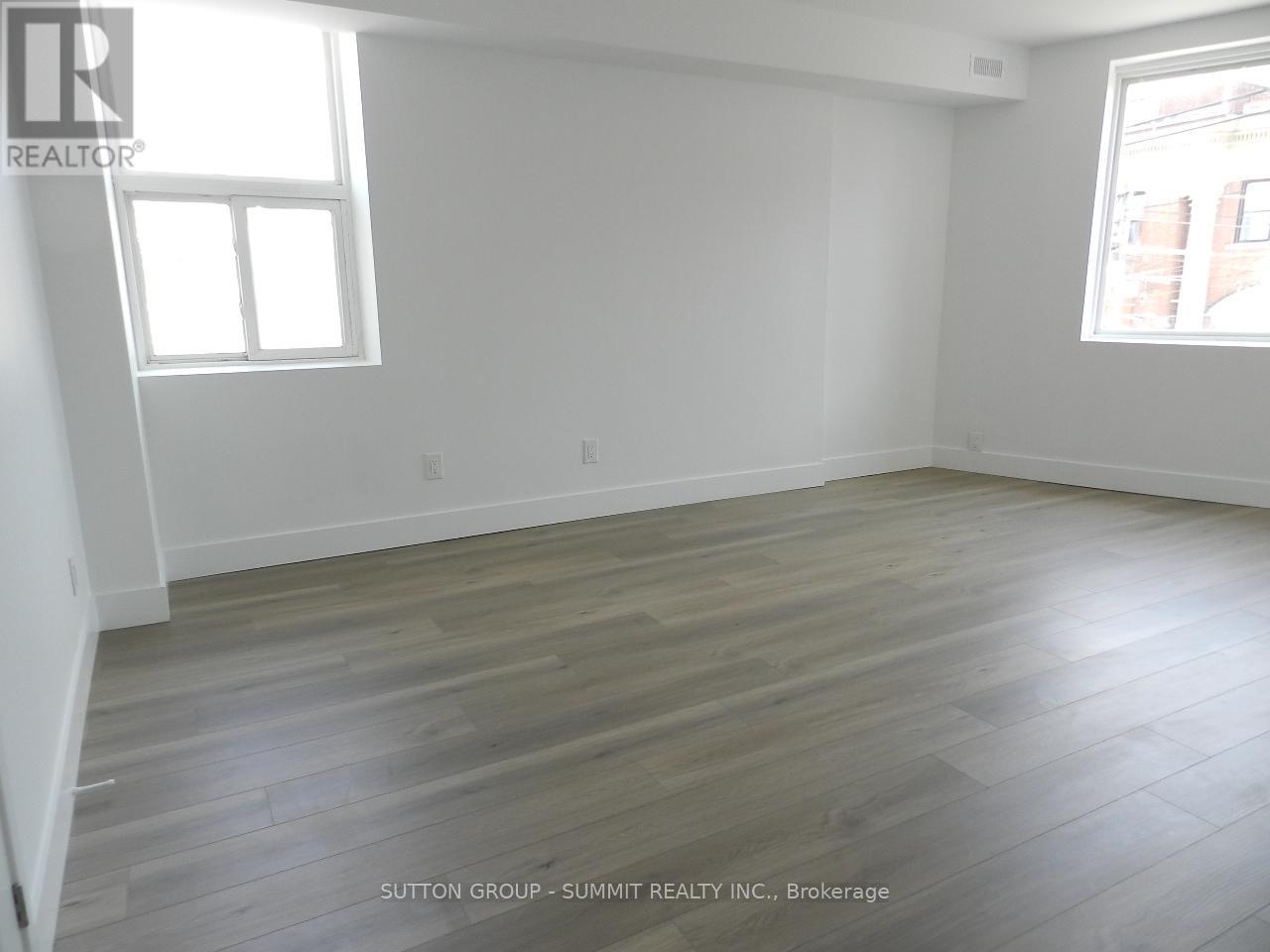 201 - 577 Gerrard Street E, Toronto, Ontario  M4M 2G9 - Photo 6 - E12137257