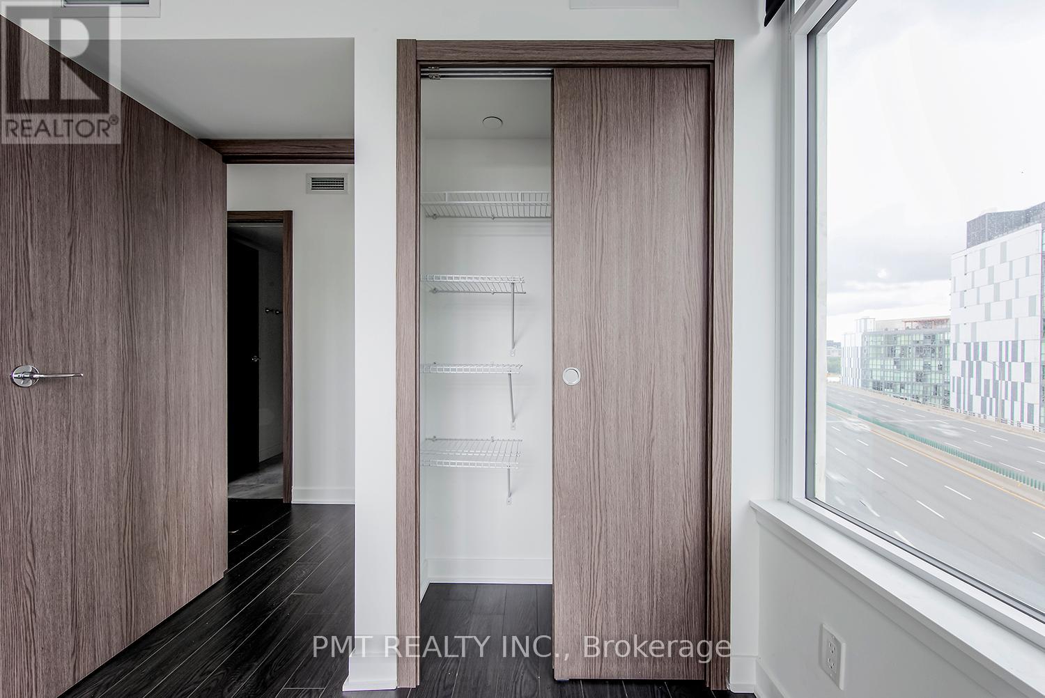 906 - 19 Bathurst Street, Toronto, Ontario  M5V 0N2 - Photo 13 - C12137293