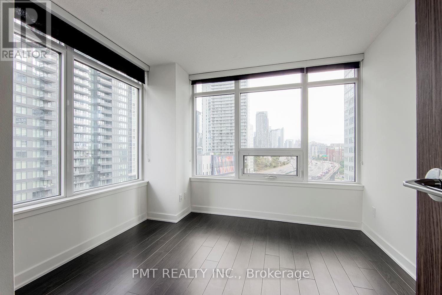906 - 19 Bathurst Street, Toronto, Ontario  M5V 0N2 - Photo 14 - C12137293