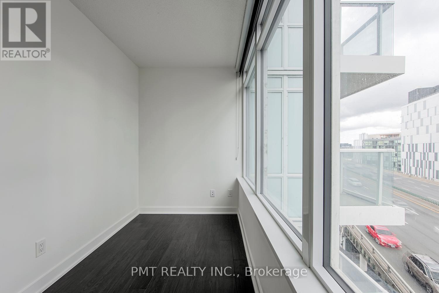 906 - 19 Bathurst Street, Toronto, Ontario  M5V 0N2 - Photo 17 - C12137293