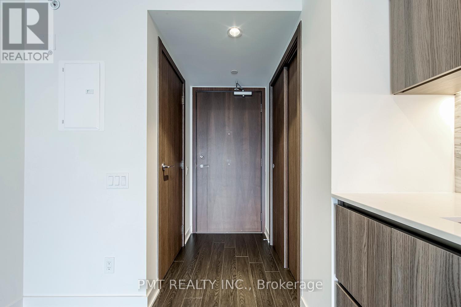 906 - 19 Bathurst Street, Toronto, Ontario  M5V 0N2 - Photo 20 - C12137293