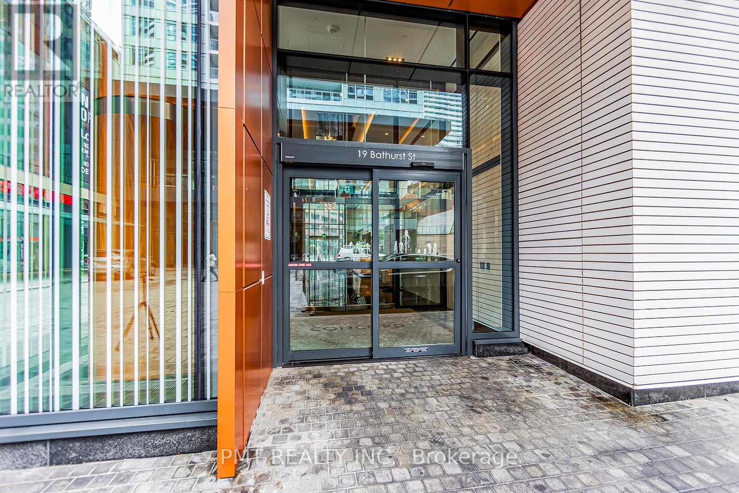 906 - 19 Bathurst Street, Toronto, Ontario  M5V 0N2 - Photo 37 - C12137293