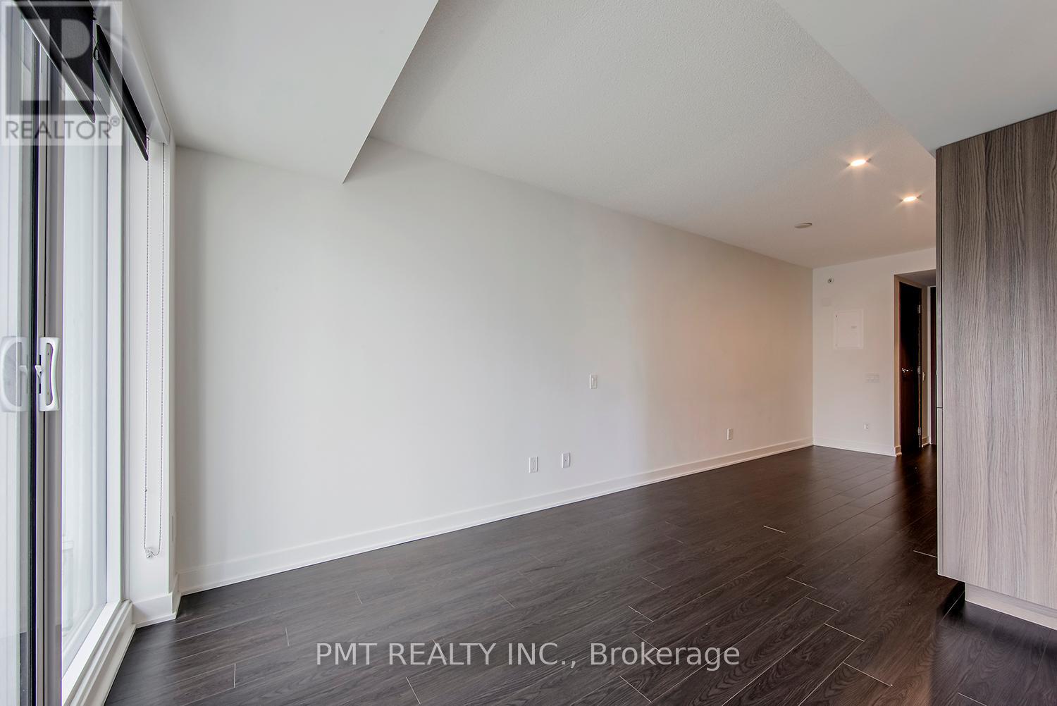 906 - 19 Bathurst Street, Toronto, Ontario  M5V 0N2 - Photo 9 - C12137293
