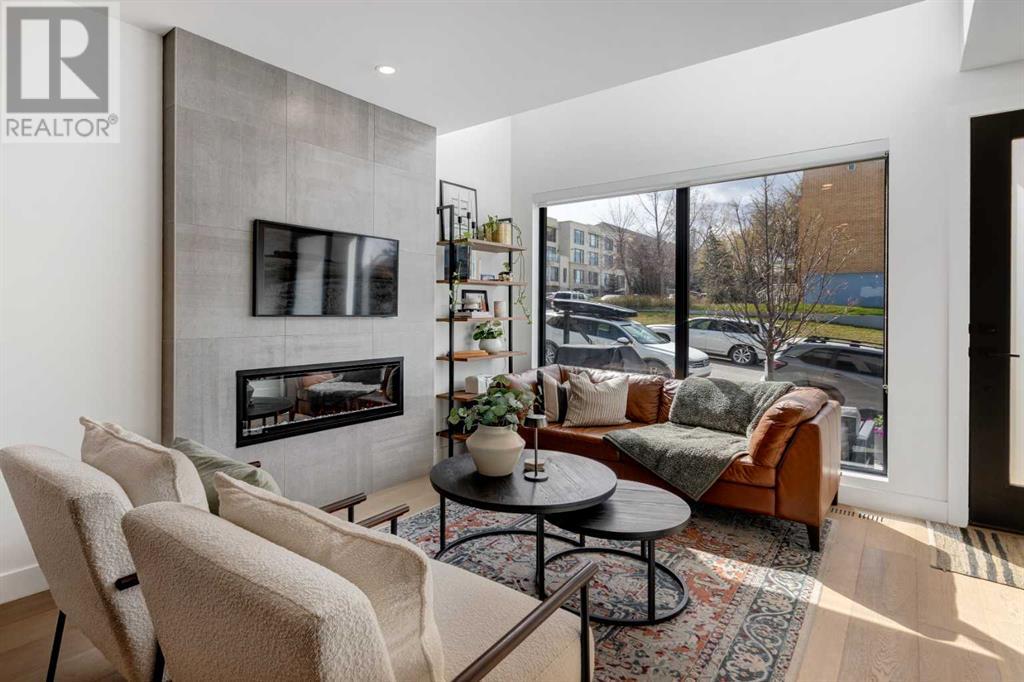 Property at 2828 15 Street SW image 3