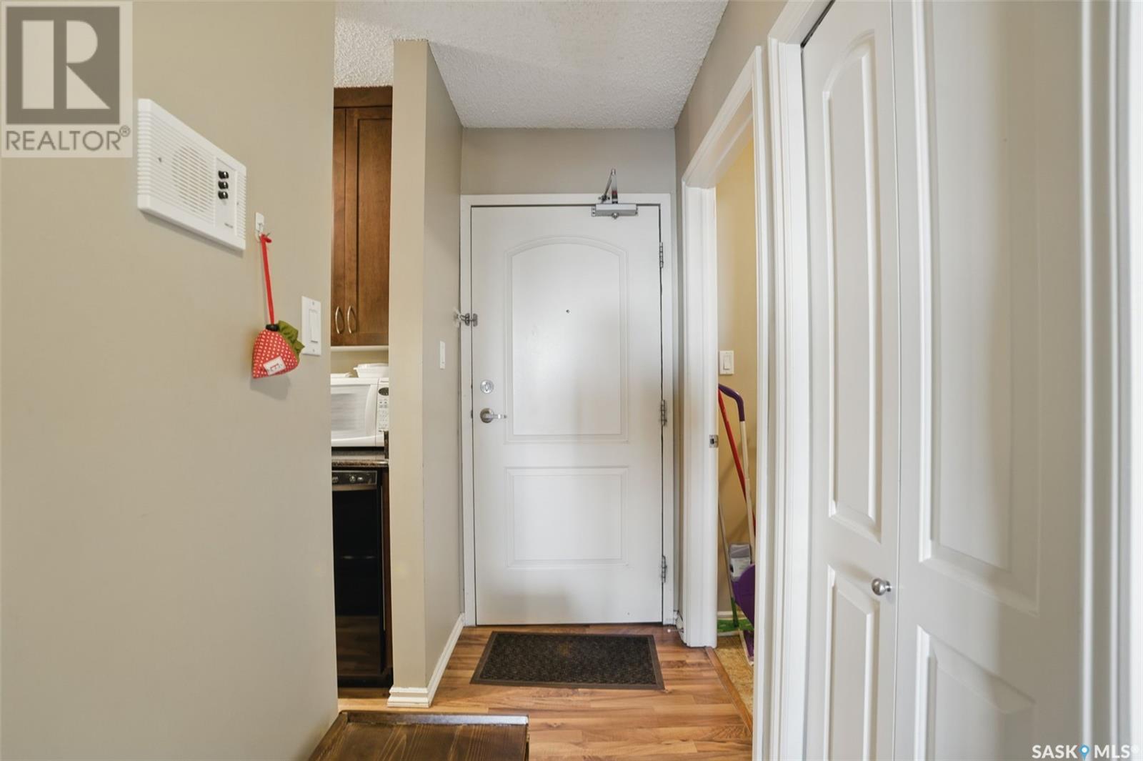 Property at 404 1013 Lansdowne AVENUE image 2