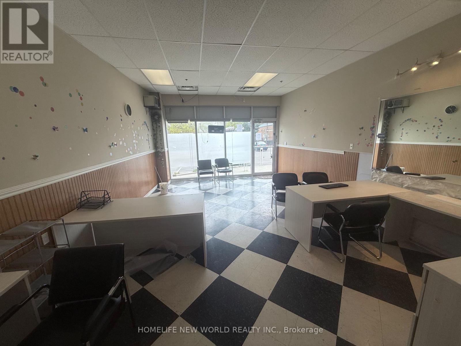 109 - 10 Fincham Avenue, Markham (Markham Village), Ontario  L3P 4C8 - Photo 12 - N12137242