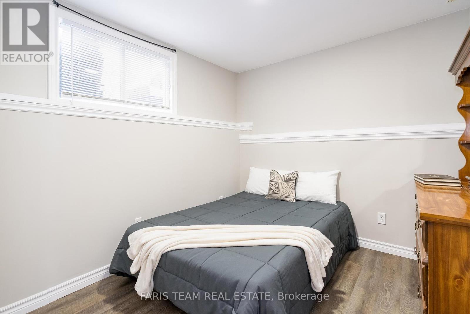 63 Osborn Street, Essa (Angus), Ontario  L0M 1B0 - Photo 19 - N12137266