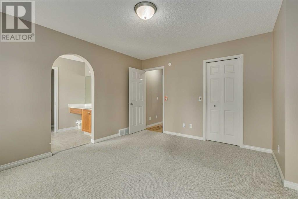 157 West Lakeview Crescent, Chestermere, Alberta  T1X 1H5 - Photo 14 - A2199564