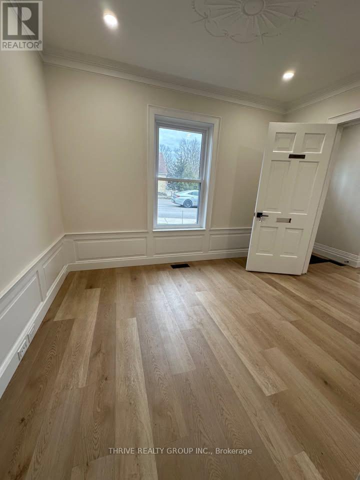5 Oxford Street W, London East, Ontario  N6H 1R1 - Photo 2 - X12137374