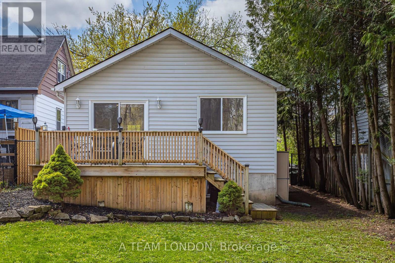 154 Langarth Street W, London South, Ontario  N6J 1P6 - Photo 31 - X12137489