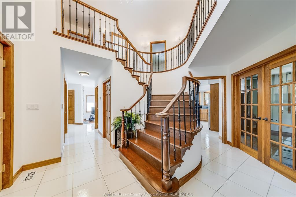 Property at 327 MAJESTIC DRIVE image 4