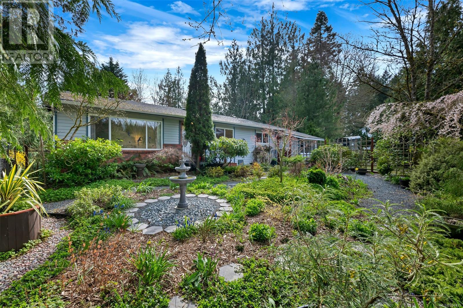 2960 Deerwood Pl, Mill Bay, British Columbia  V0R 2P2 - Photo 2 - 994495