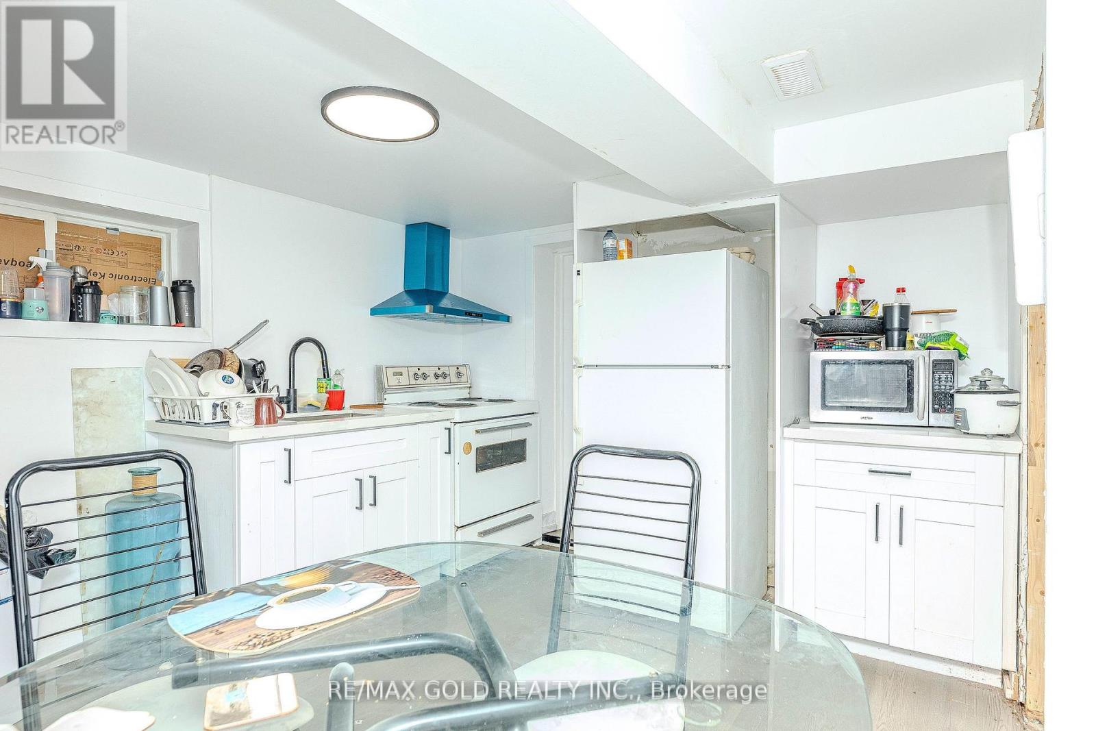 459 Whitmore Avenue, Toronto, Ontario  M6E 2N6 - Photo 23 - W12137094