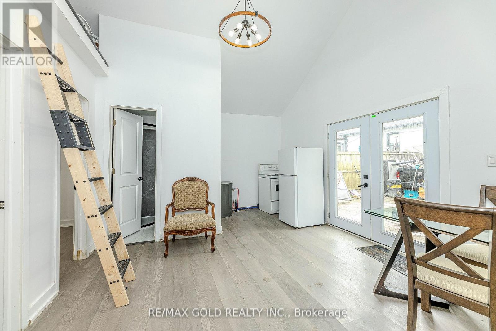 459 Whitmore Avenue, Toronto, Ontario  M6E 2N6 - Photo 30 - W12137094