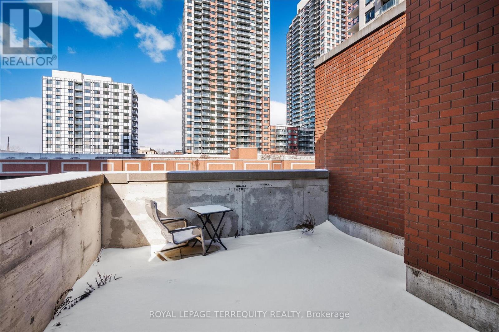 328 - 1410 Dupont Street, Toronto (Dovercourt-Wallace Emerson-Junction), Ontario  M6H 0B6 - Photo 20 - W12137120