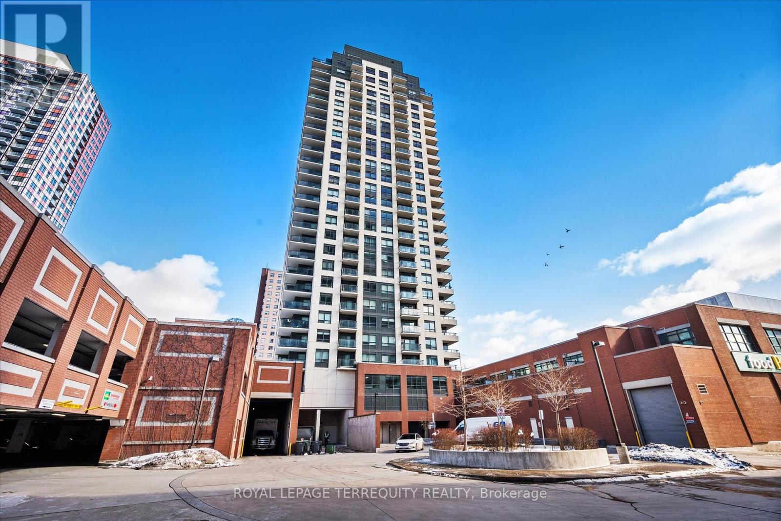 328 - 1410 Dupont Street, Toronto (Dovercourt-Wallace Emerson-Junction), Ontario  M6H 0B6 - Photo 3 - W12137120