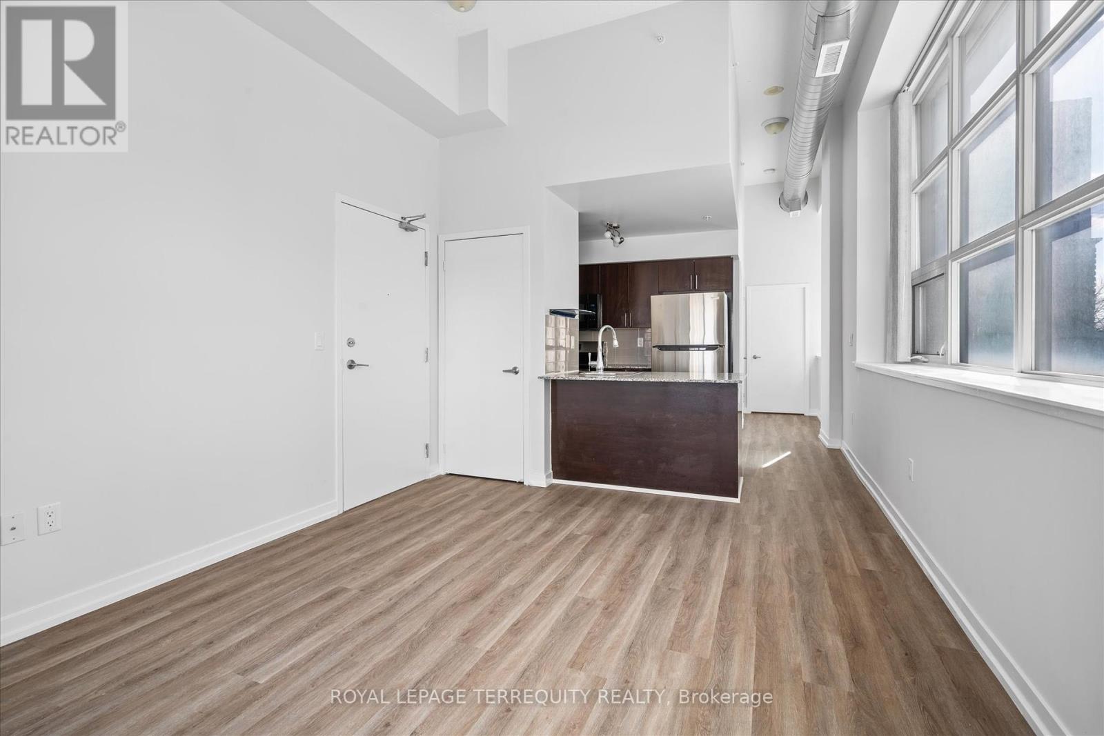 328 - 1410 Dupont Street, Toronto (Dovercourt-Wallace Emerson-Junction), Ontario  M6H 0B6 - Photo 9 - W12137120