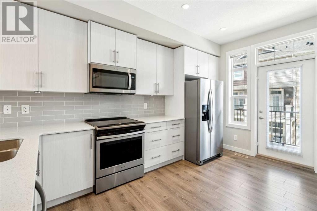 112 Legacy Path Se, Calgary, Alberta  T2X 4H9 - Photo 2 - A2212002