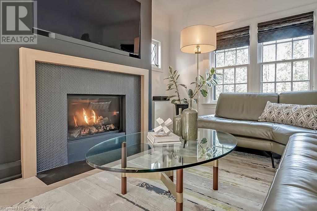 1060 Mohawk Road, Burlington, Ontario  L7T 3M6 - Photo 7 - 40726863