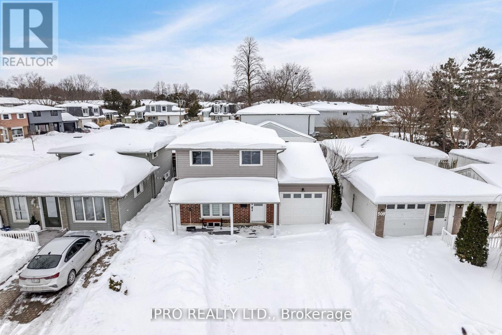 Property at 512 PINETREE CRESCENT image 1