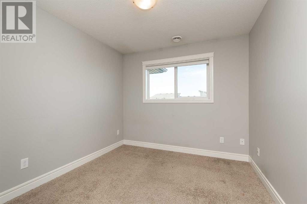 6, 899 Mt Sundance Manor W, Lethbridge, Alberta  T1J 5T6 - Photo 12 - A2219243