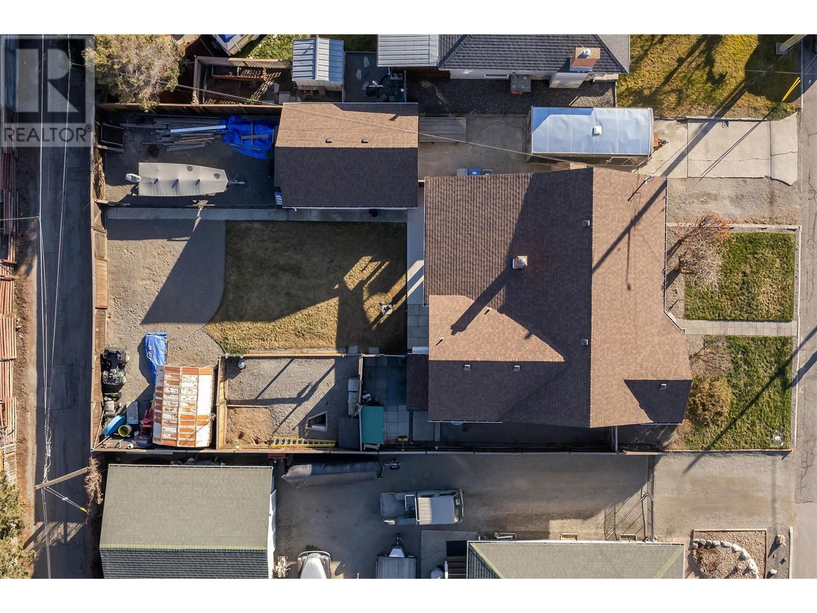 Property at 550 Linden Avenue image 3