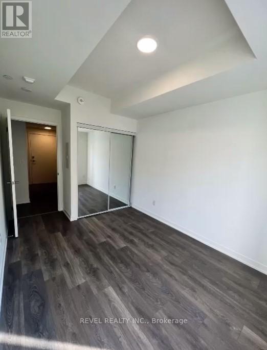 135 Canon Jackson Drive, Toronto, Ontario  M6M 0C3 - Photo 5 - W12137284