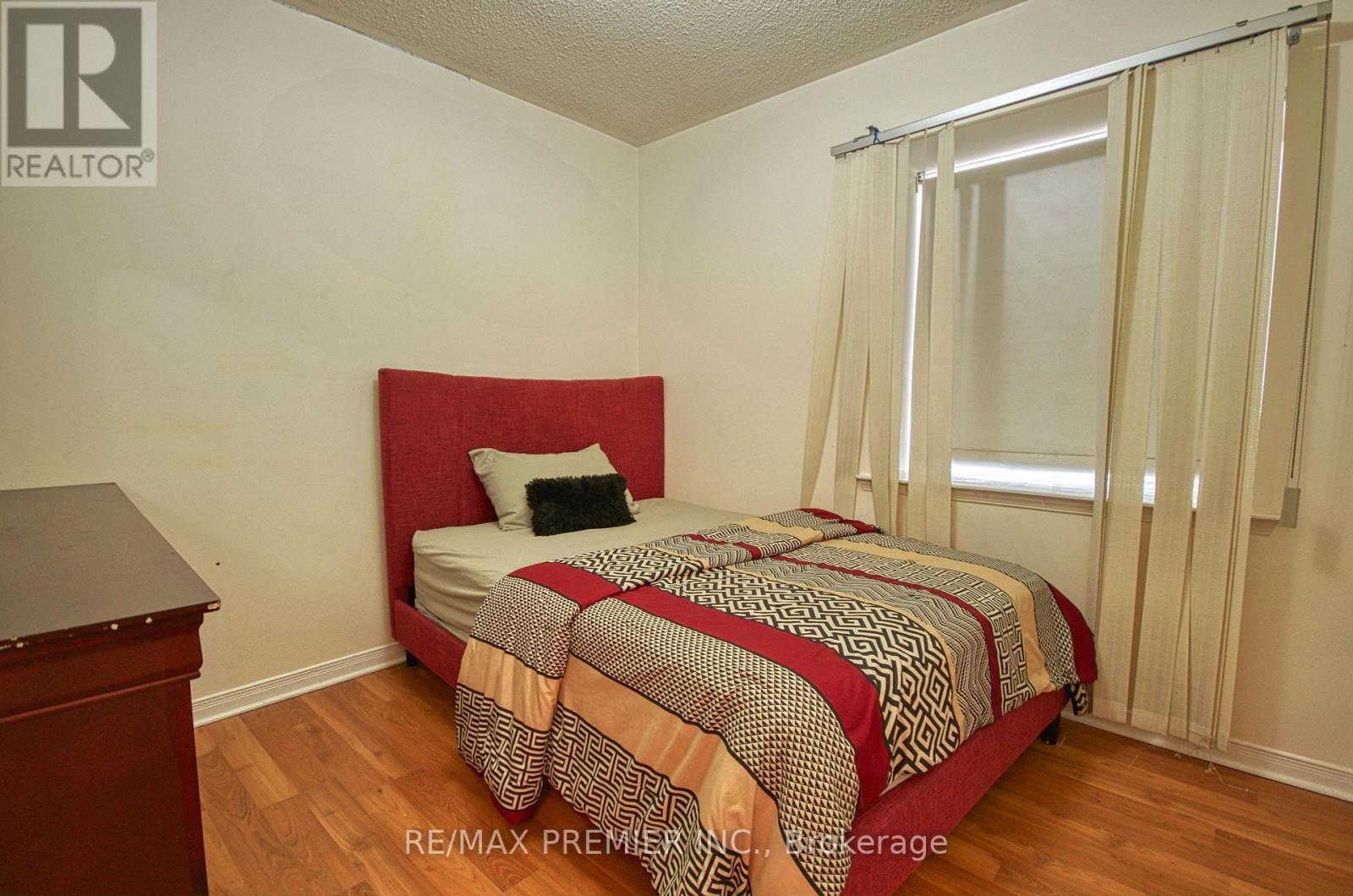 40 Kentucky Drive, Brampton, Ontario  L6Y 4E9 - Photo 23 - W12137311