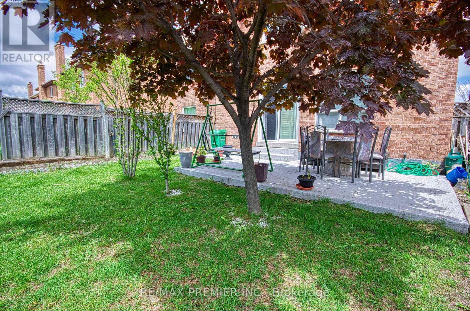 40 Kentucky Drive, Brampton, Ontario  L6Y 4E9 - Photo 28 - W12137311