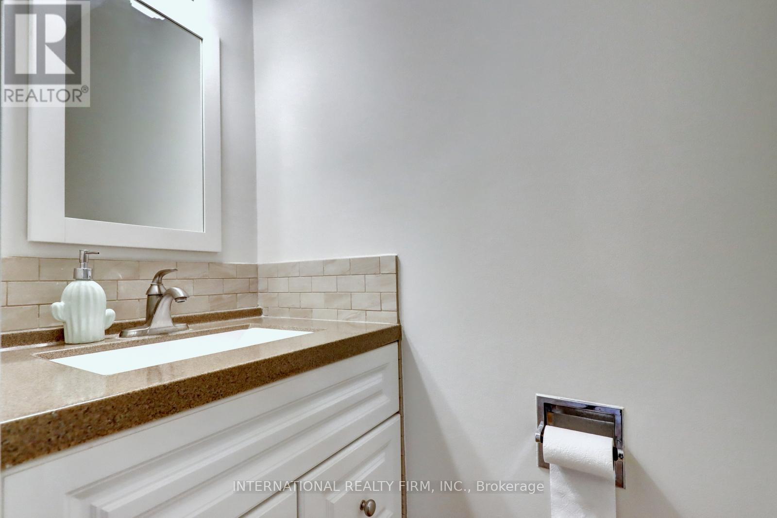 Property at 1755 PICKMERE COURT image 3