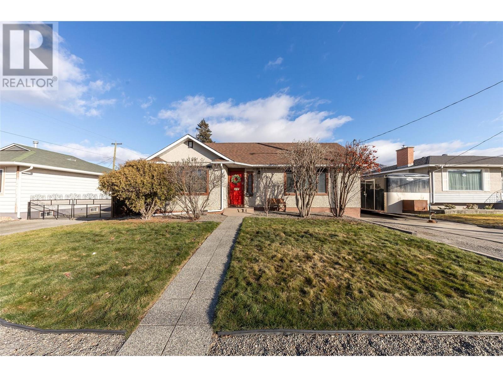 Property at 550 Linden Avenue image 1