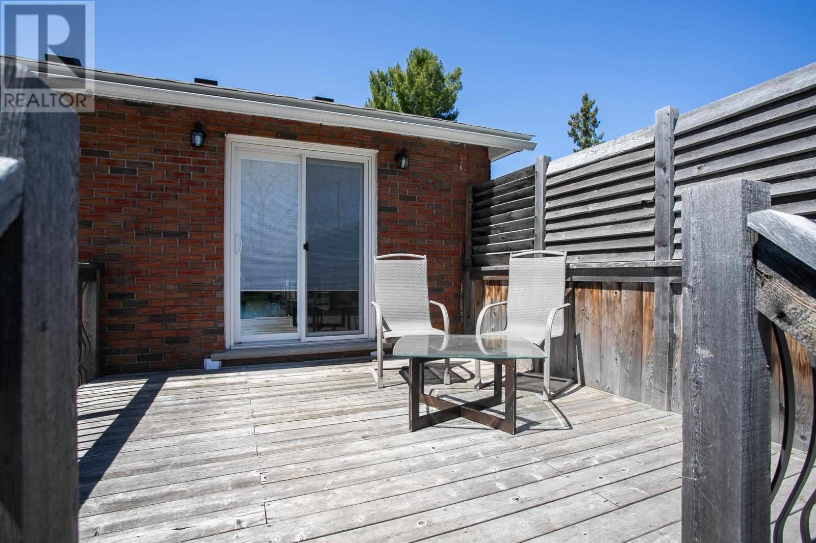 69 Ashgrove Ave, Sault Ste. Marie, Ontario  P6A 4X3 - Photo 8 - SM251056