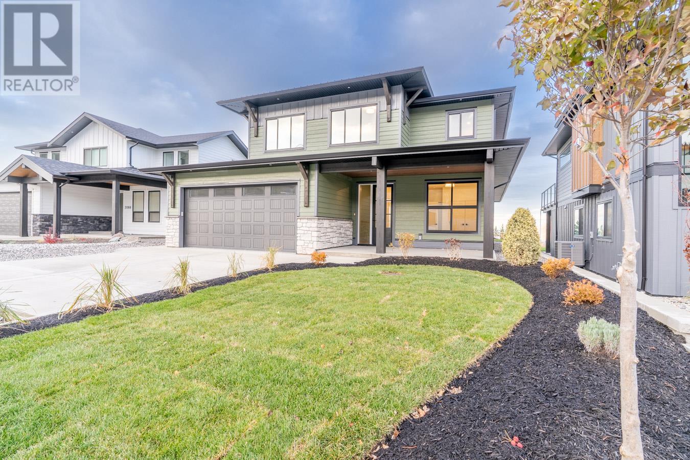 Property at 2090 LINFIELD Drive image 2