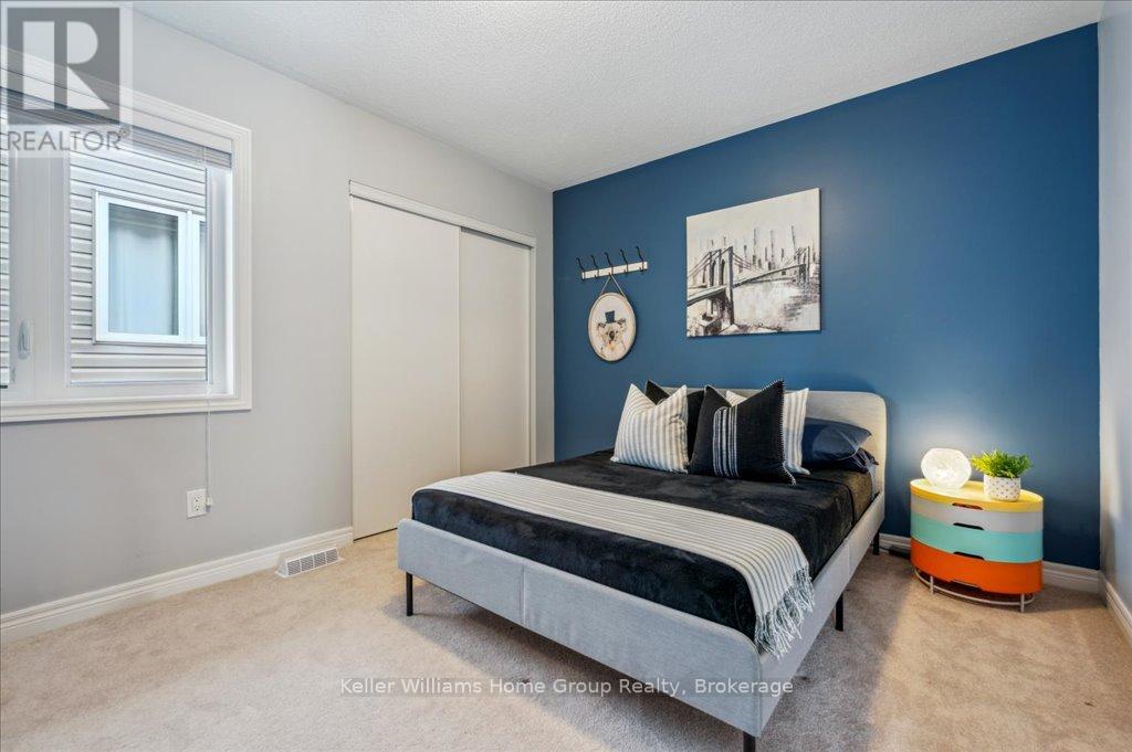 33 Mcfarlane Crescent, Centre Wellington, Ontario  N1M 0G3 - Photo 22 - X12137457