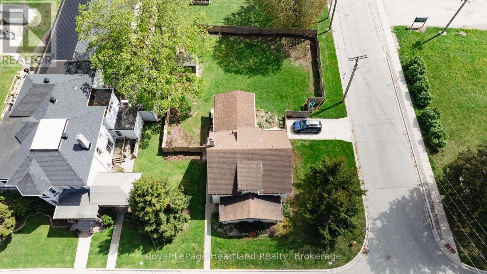 47 James Street, South Huron, Ontario  N0M 1S1 - Photo 39 - X12137514