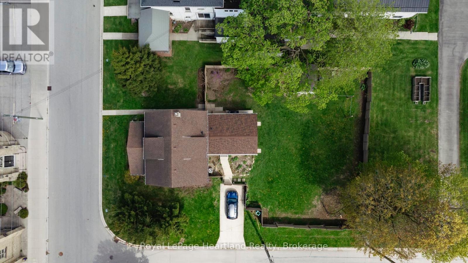 47 James Street, South Huron, Ontario  N0M 1S1 - Photo 40 - X12137514
