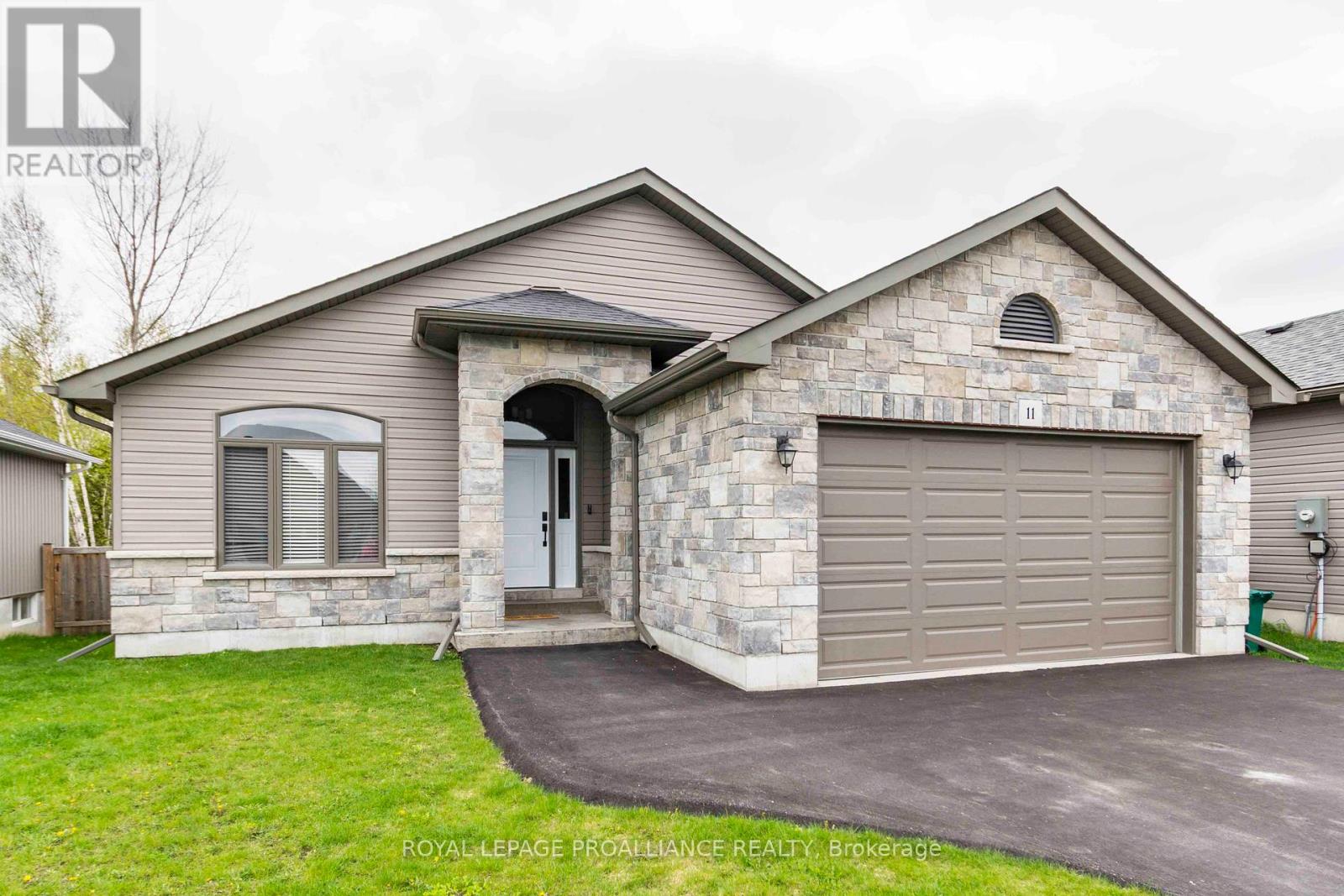 11 BROOKFIELD CRESCENT, quinte west (murray ward), Ontario
