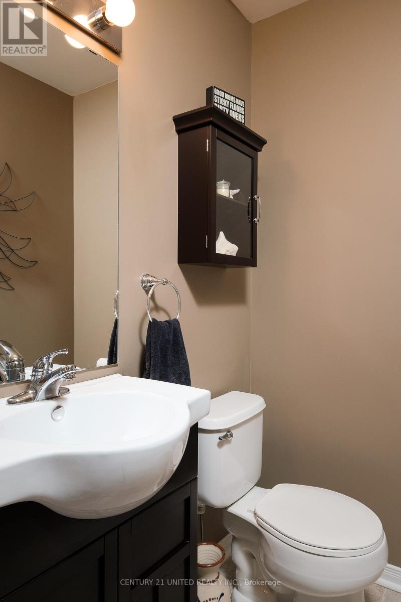 1403 Ireland Drive, Peterborough, Ontario  K9K 0A7 - Photo 23 - X12137384